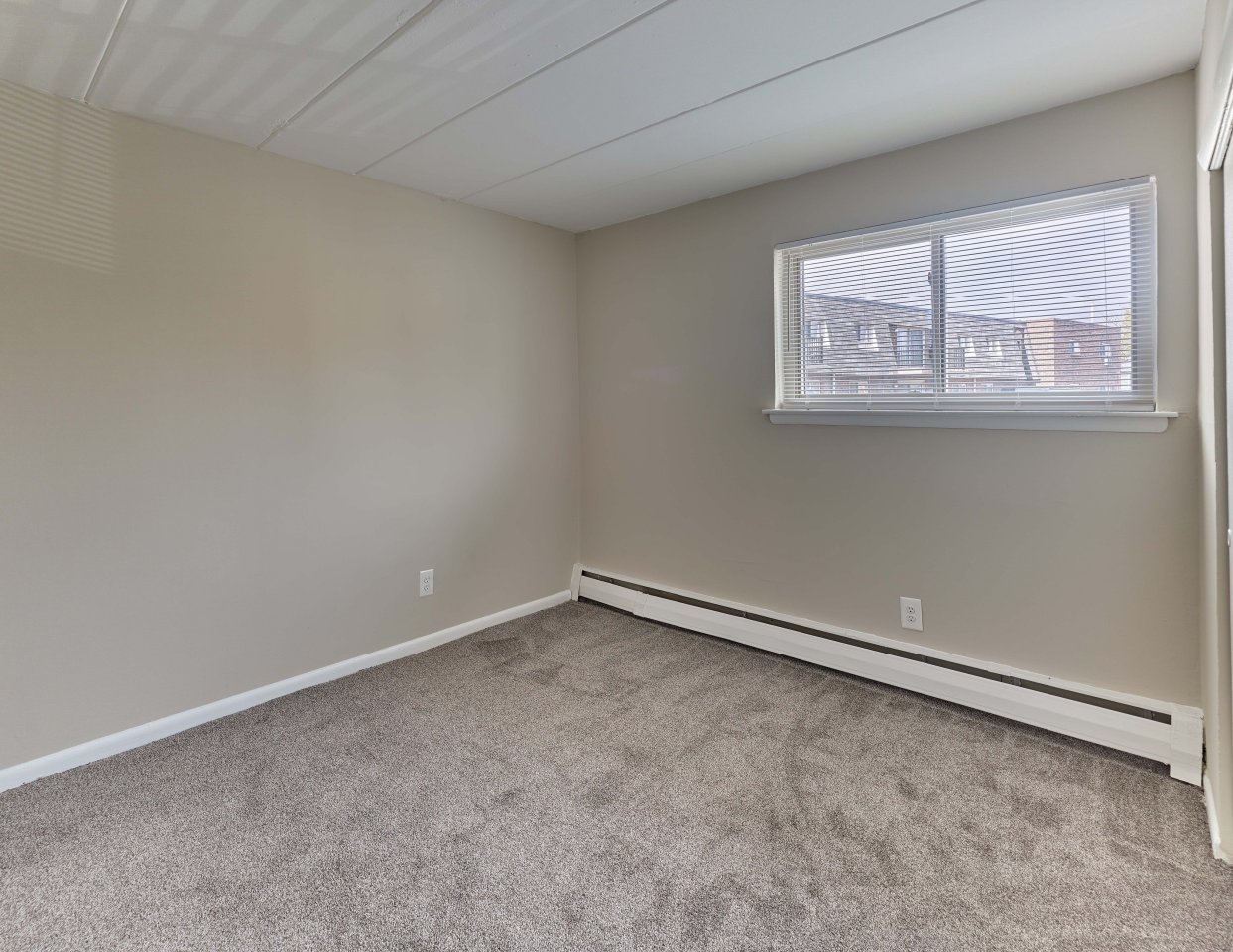Eldorado Court Apartments Image 7