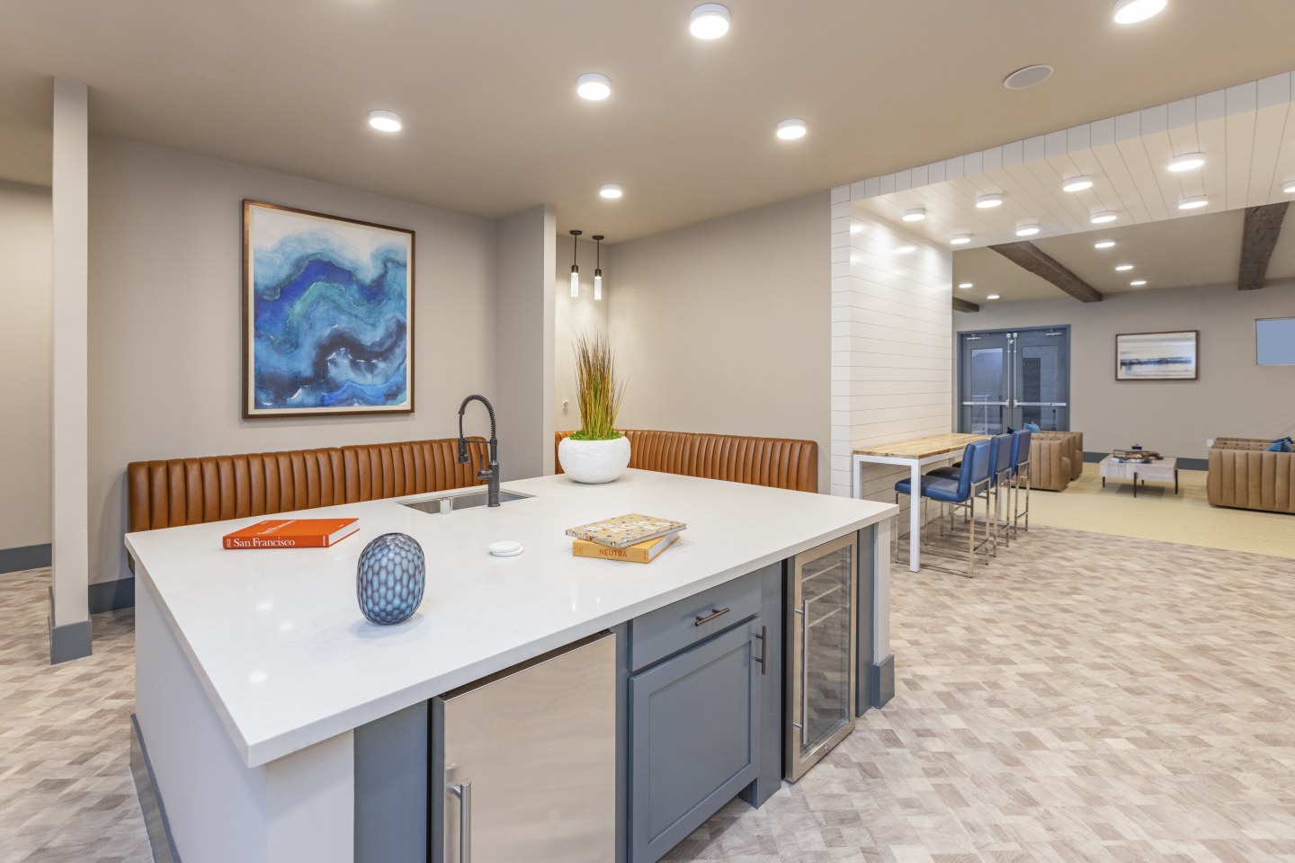 Anchor 532 Luxury Apartments Image 9