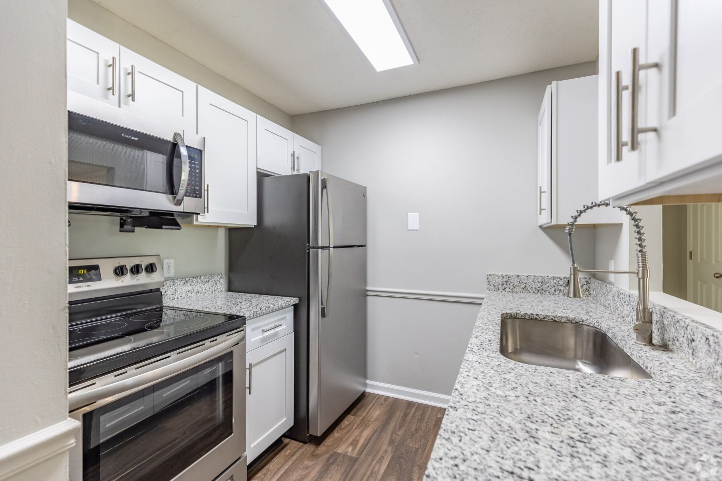 Adler Apartment Homes Image 15