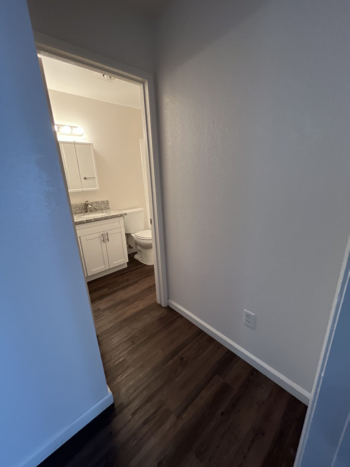 Shasta Terrace Image 25