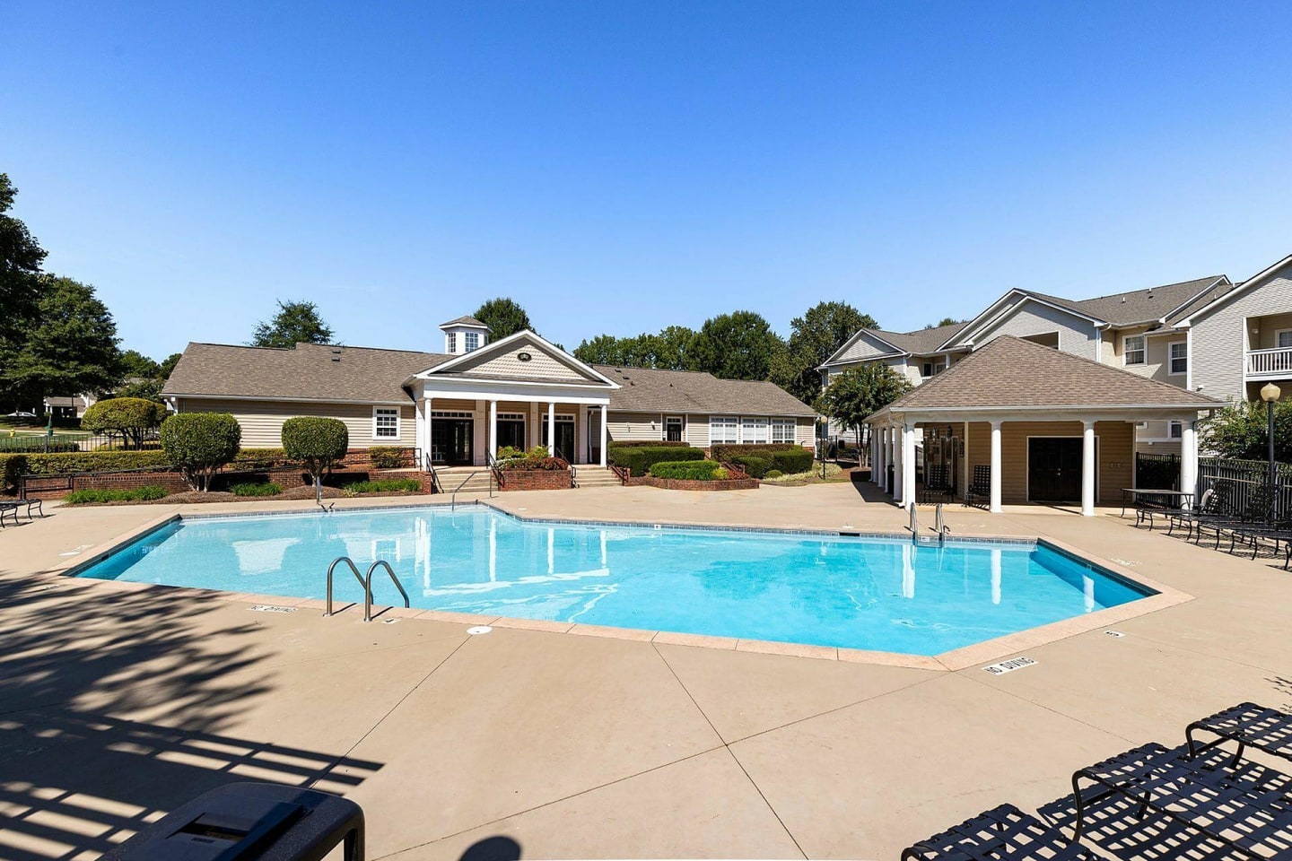 Abberly Woods Apartment Homes Image 6