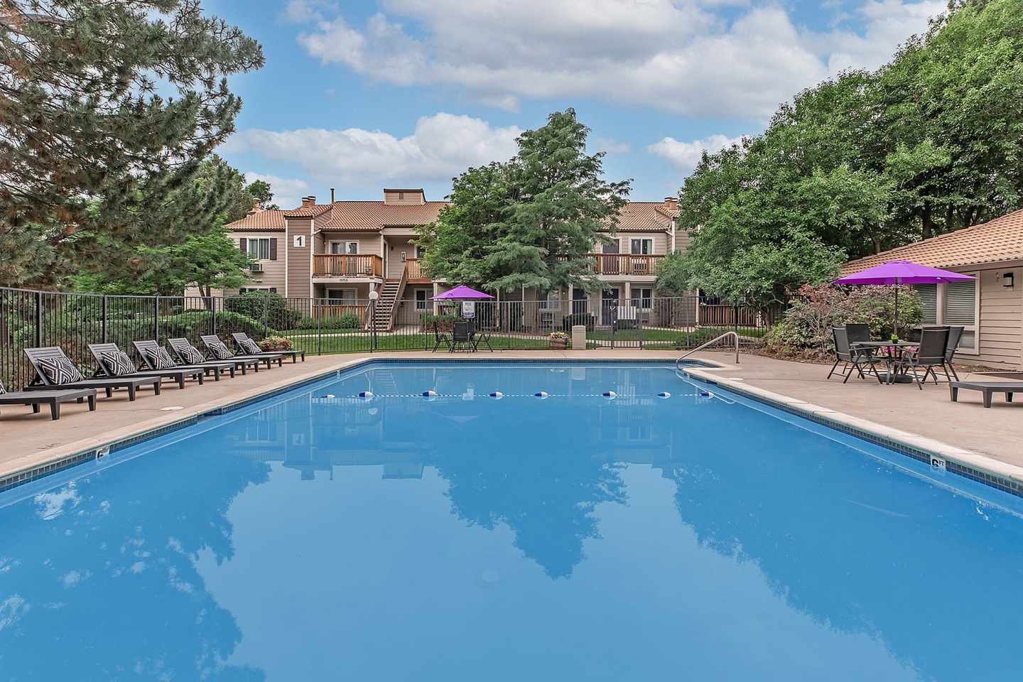 Knollwood Apartments Image 9