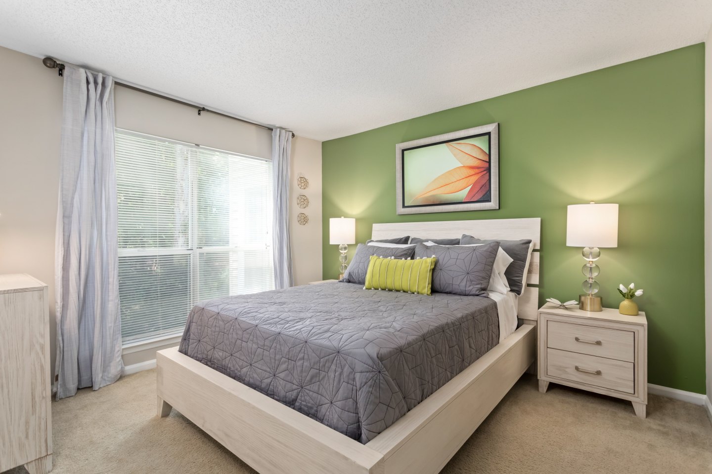 University Ridge Image 10
