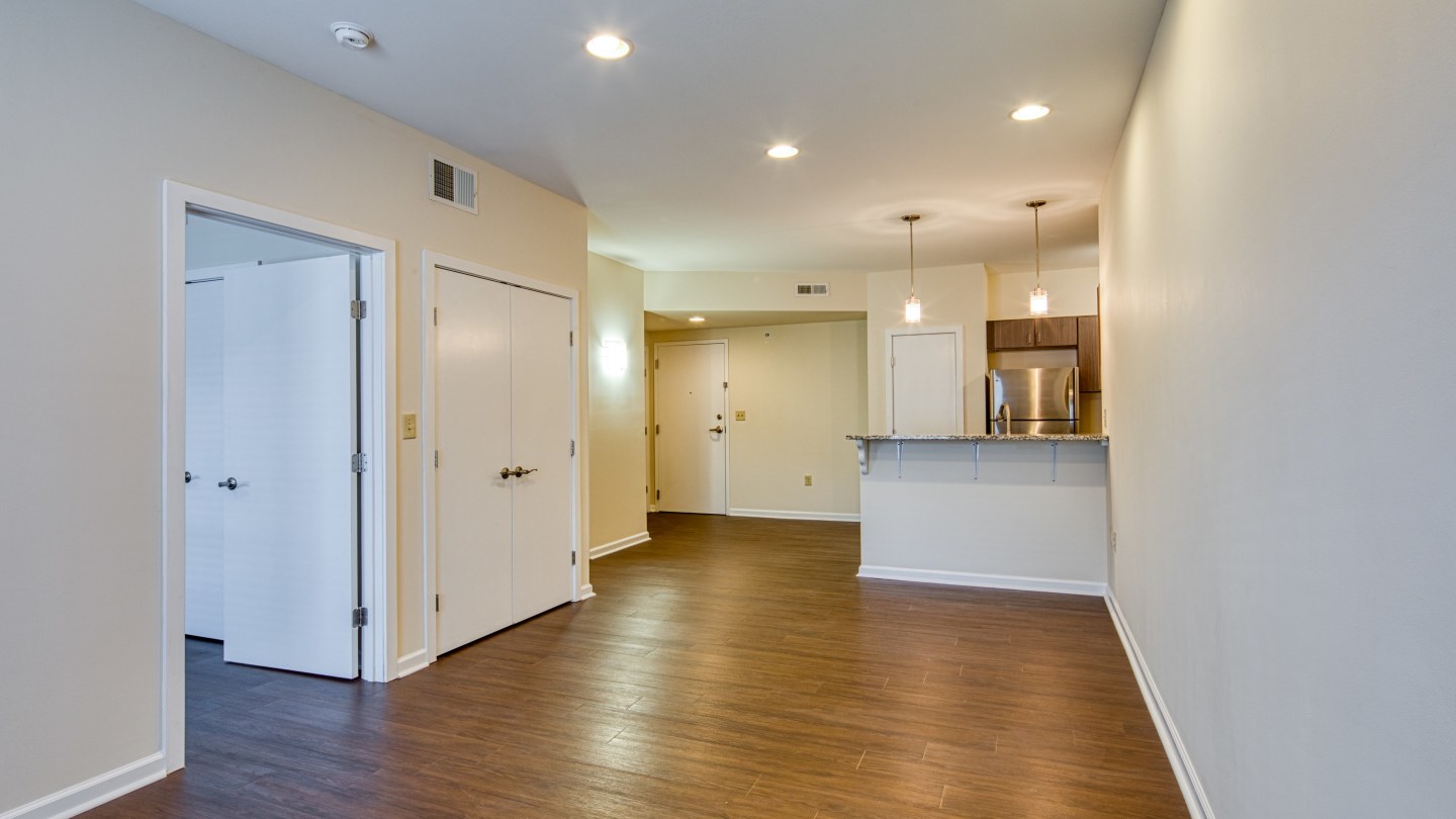 Gramercy Row Image 14
