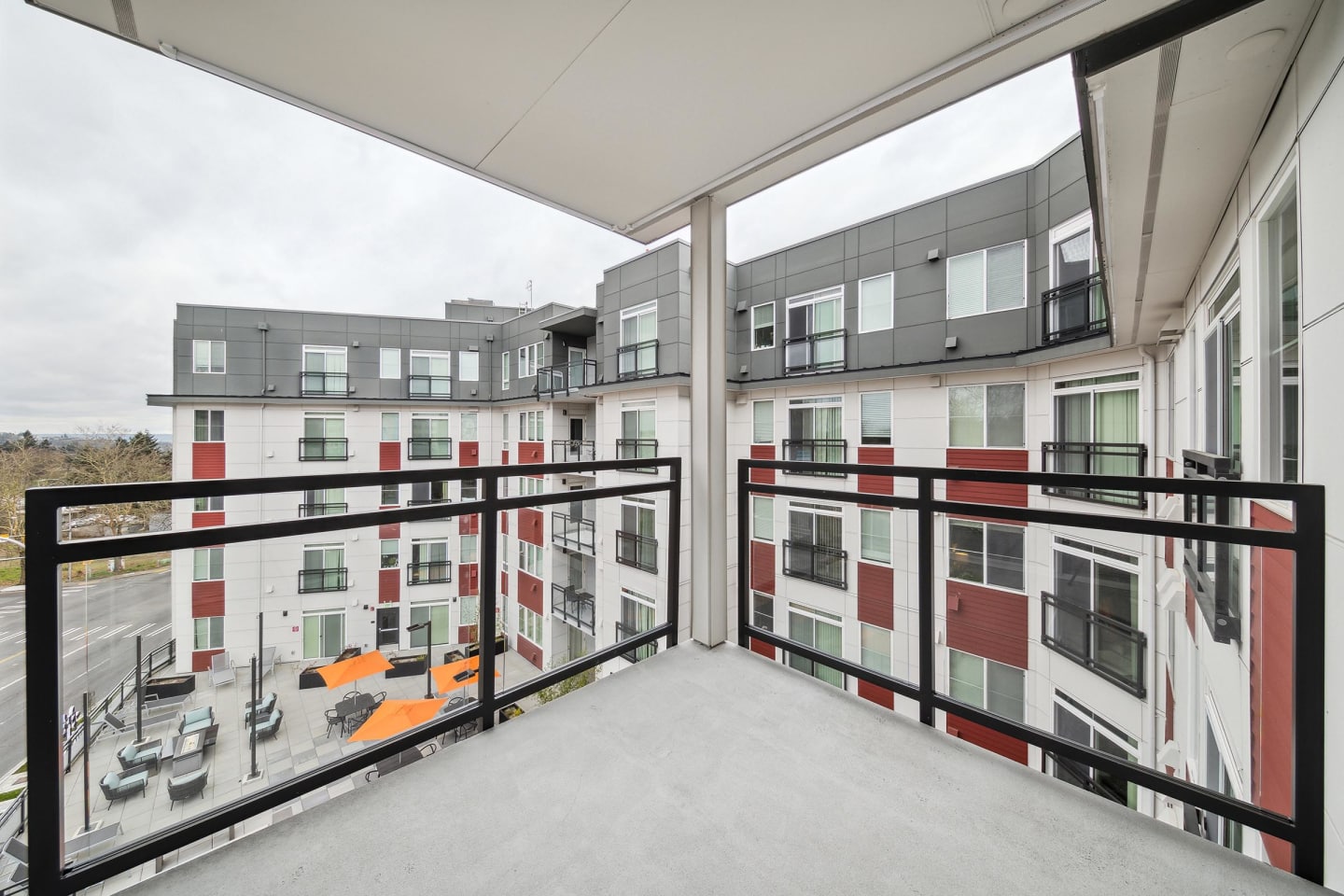 Sunset Terrace Image 12