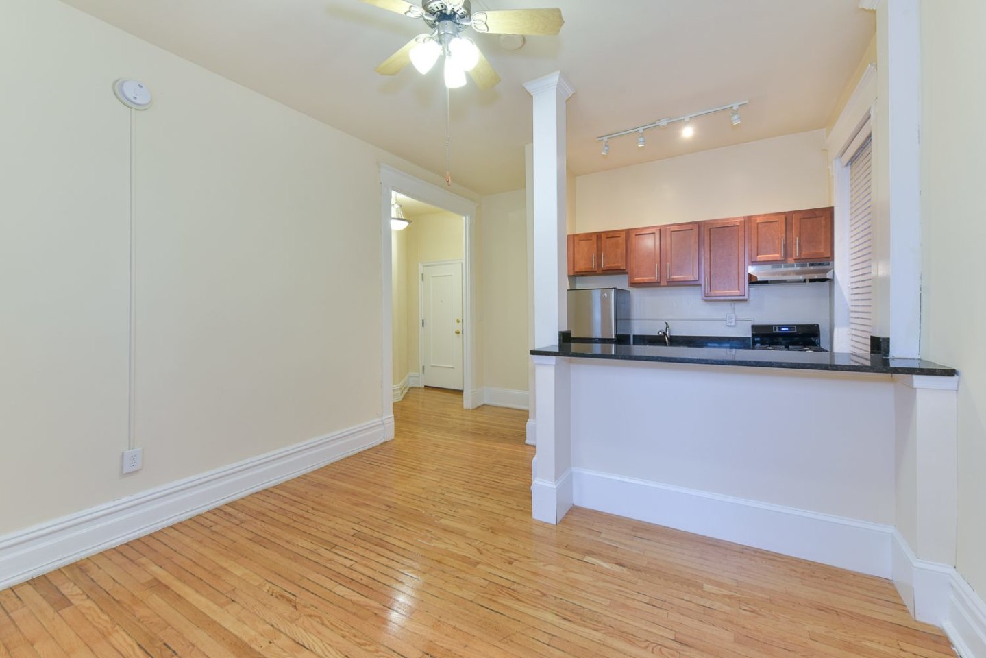 Dupont Apartments Image 14