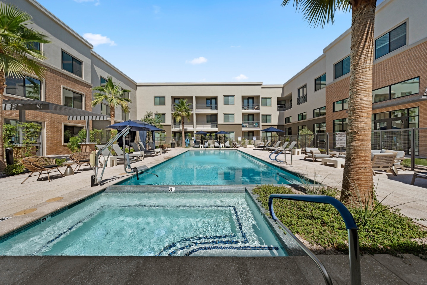 Overture Arcadia 55+ Active Adult Apartment Homes Image 16