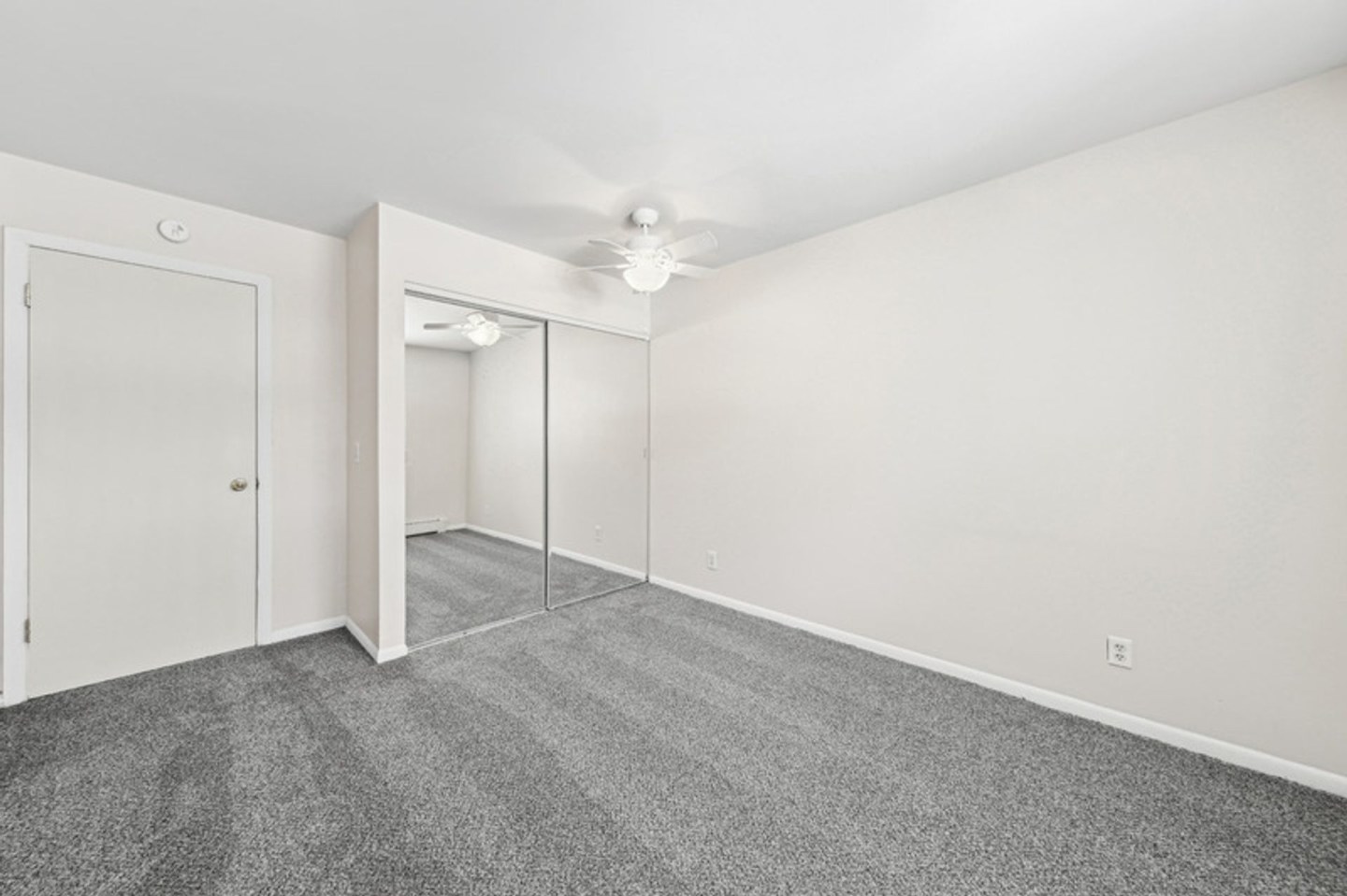 Williamsburg Apartments Image 19
