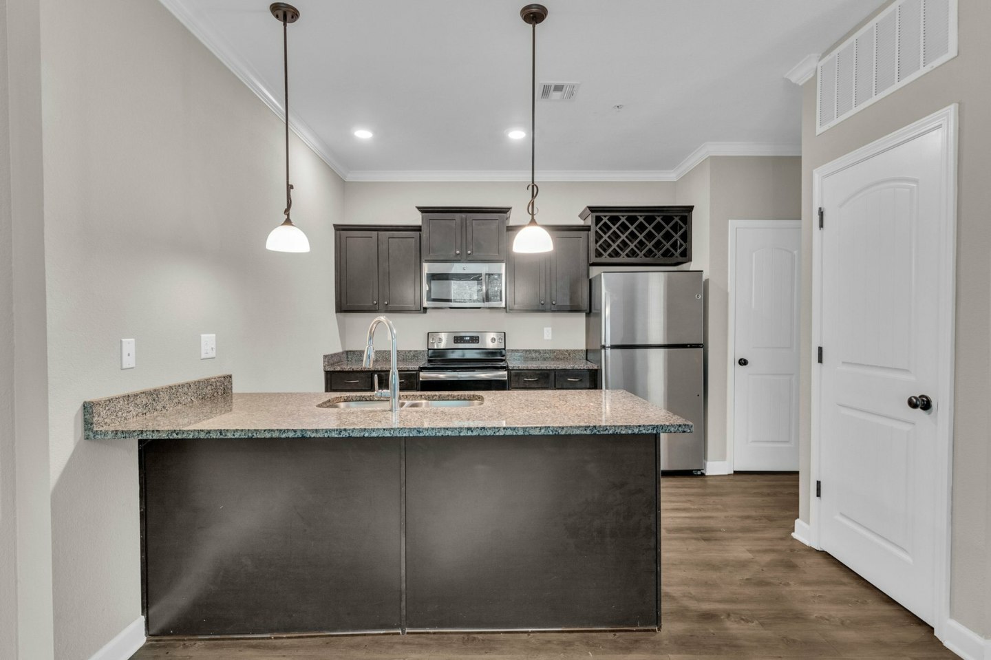 Woodhaven Apartments Image 13