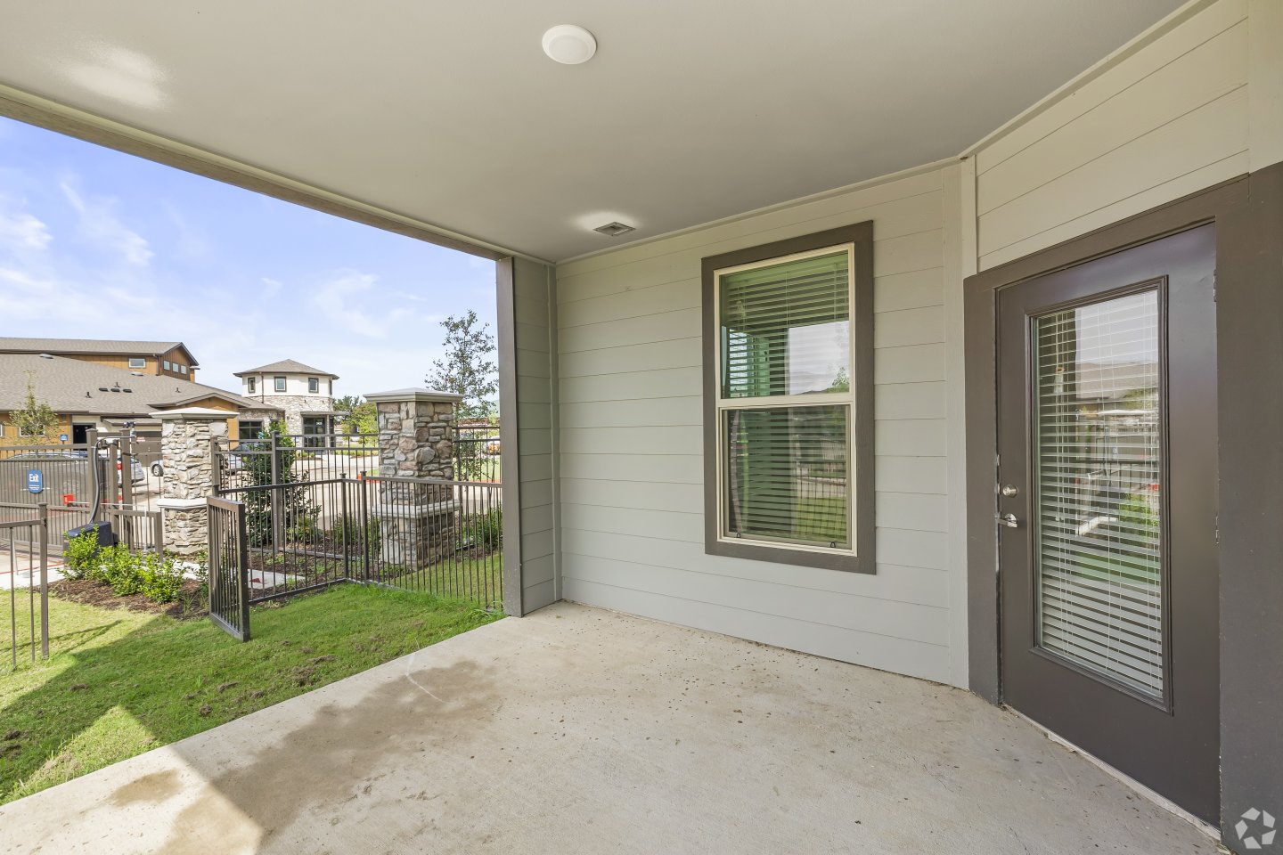 Creekside at Grand Prairie Image 19