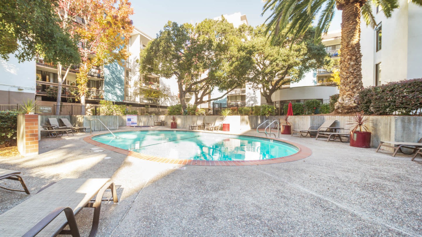 55 West 5th Avenue Image 17