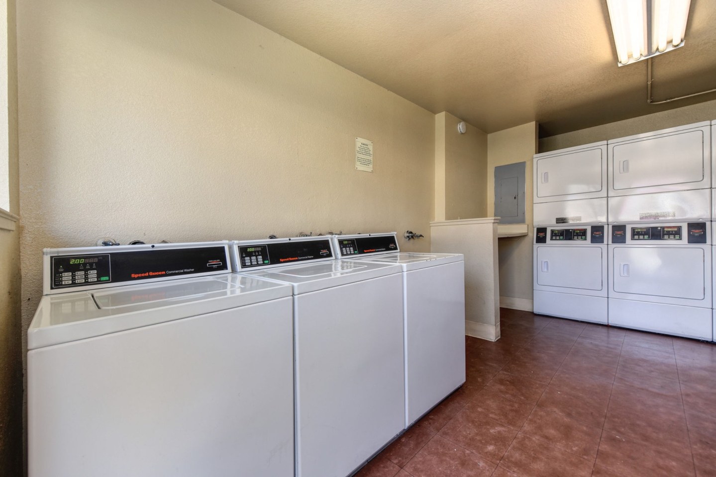 Quail Pointe Apartments Image 13