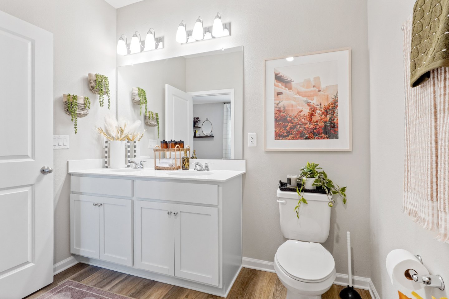 Casa Solara Townhomes Image 11