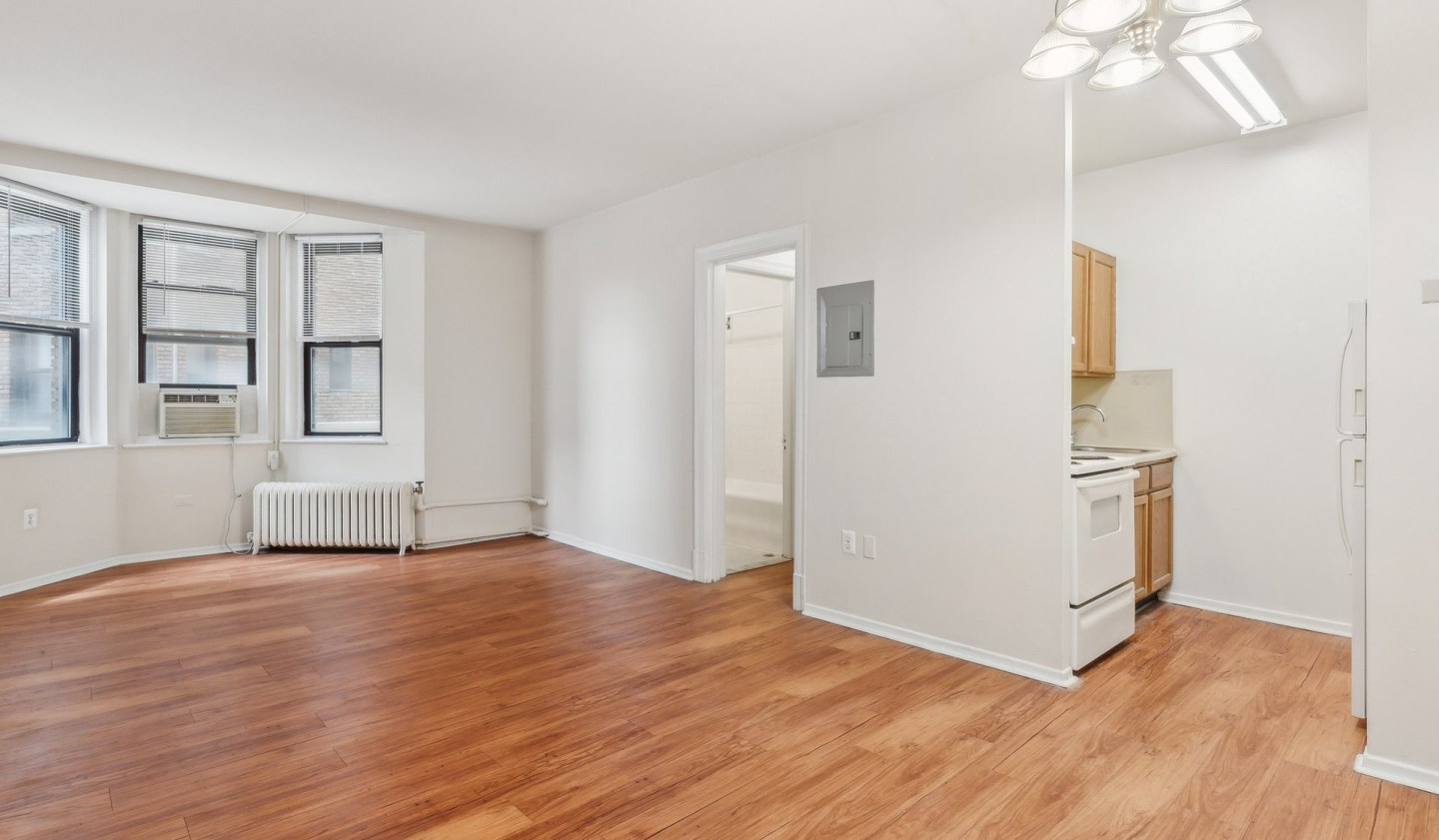 Chestnut Hall Image 8