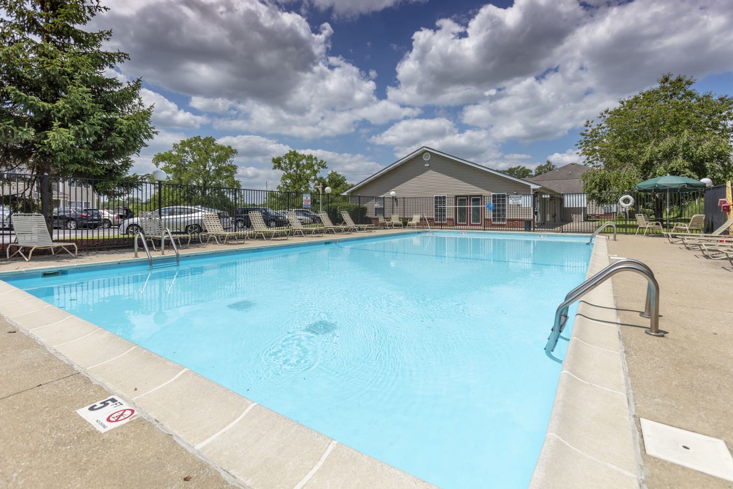Waterfront Pointe Image 7