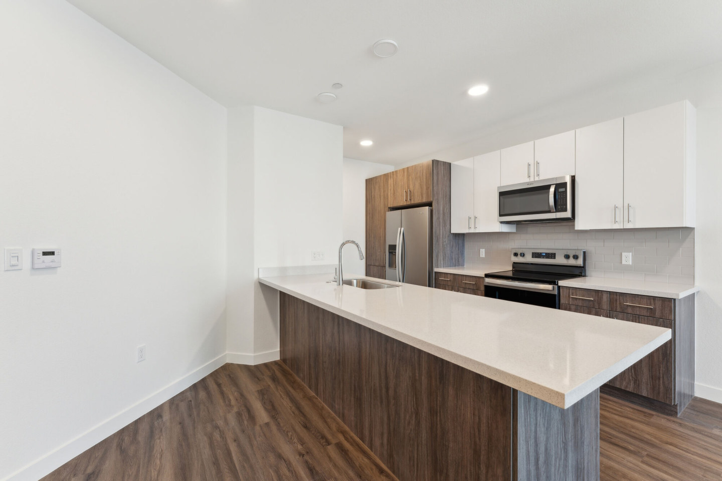 Blue Eastline Image 35