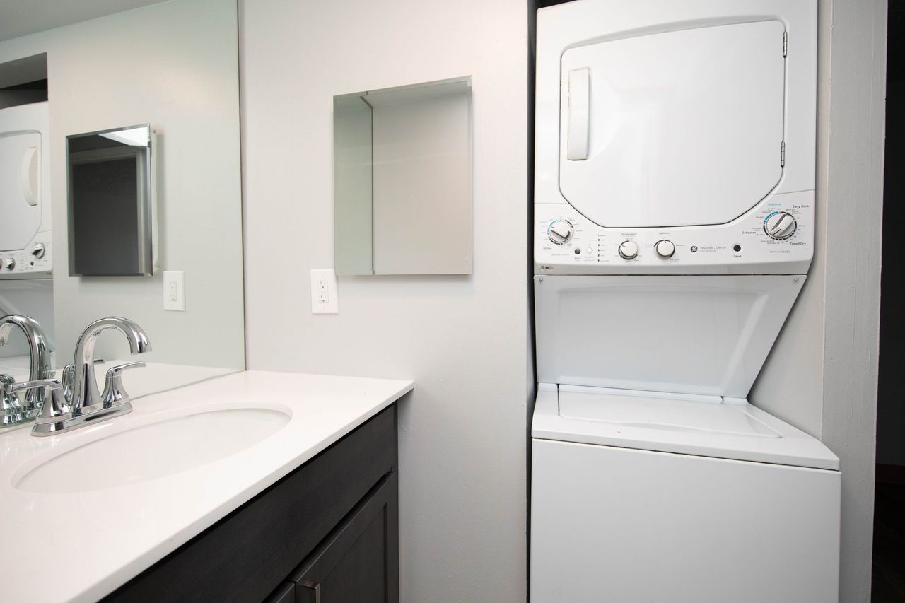 Premier Village Apartments Image 8