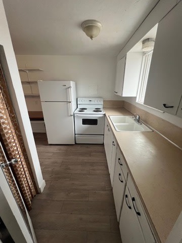 University Villa Apartments Image 10