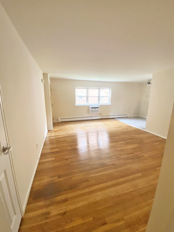 Kennedy Gardens Apartments Image 9