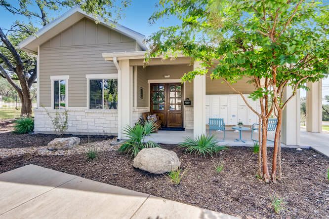 Woodcreek Apartments Image 4