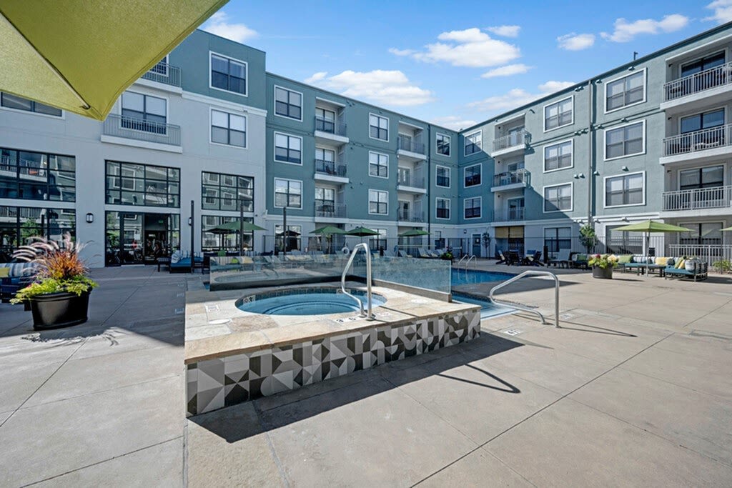 The Metro Apartments Image 17
