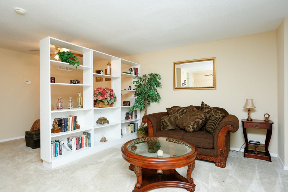 The Crest Apartments Image 12