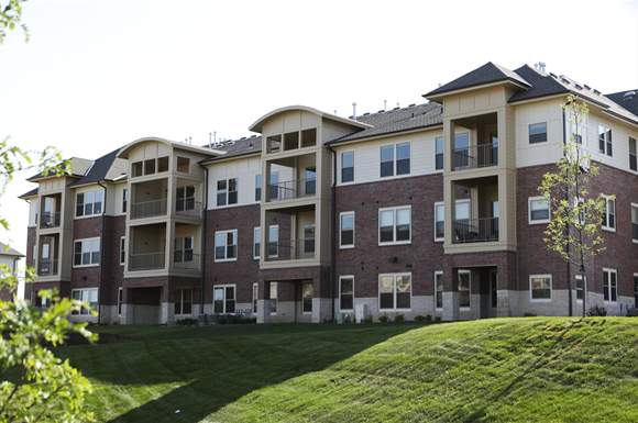Broadmoor Hills Image 2