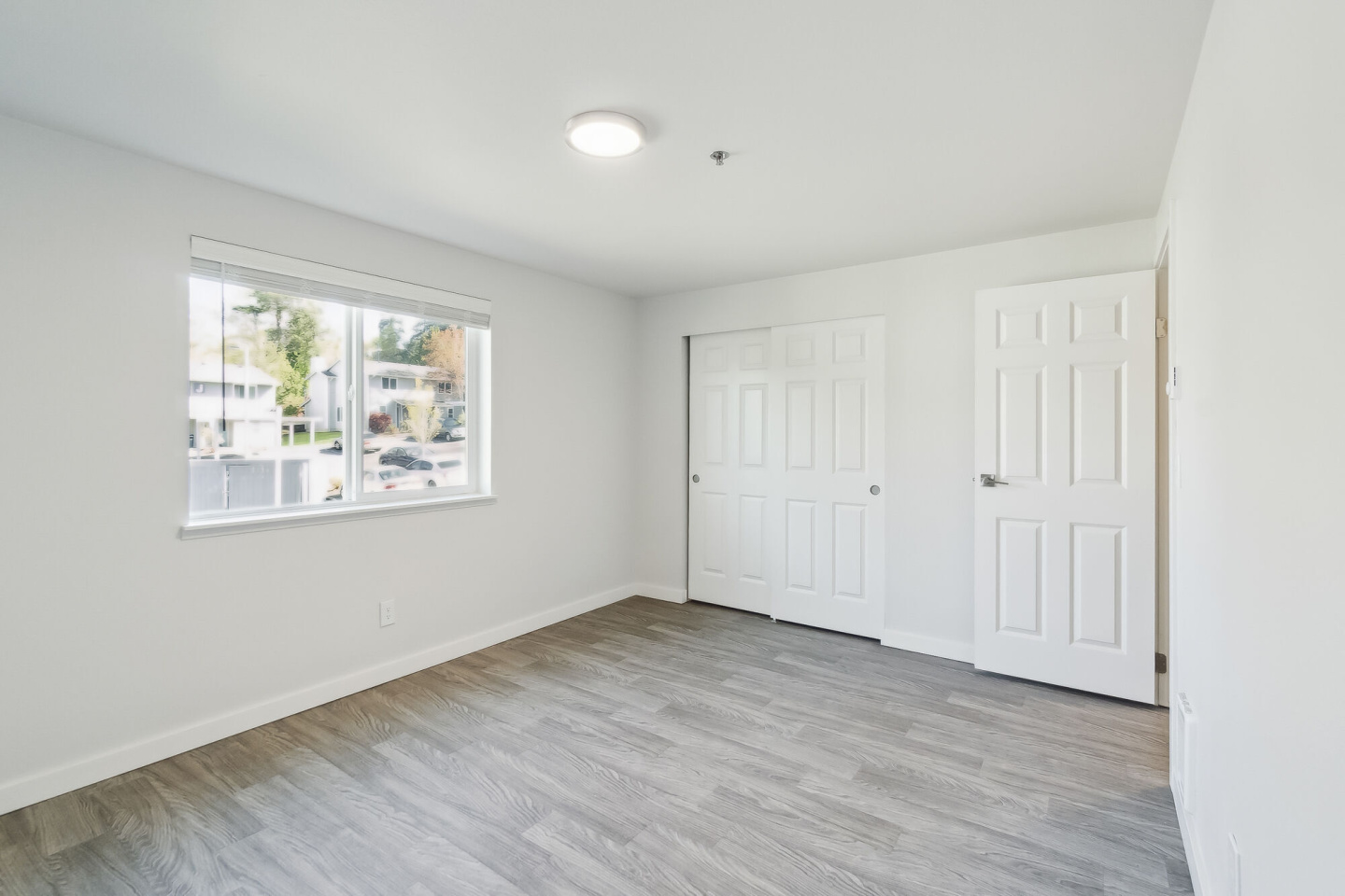 Spinnaker Apartments Image 28