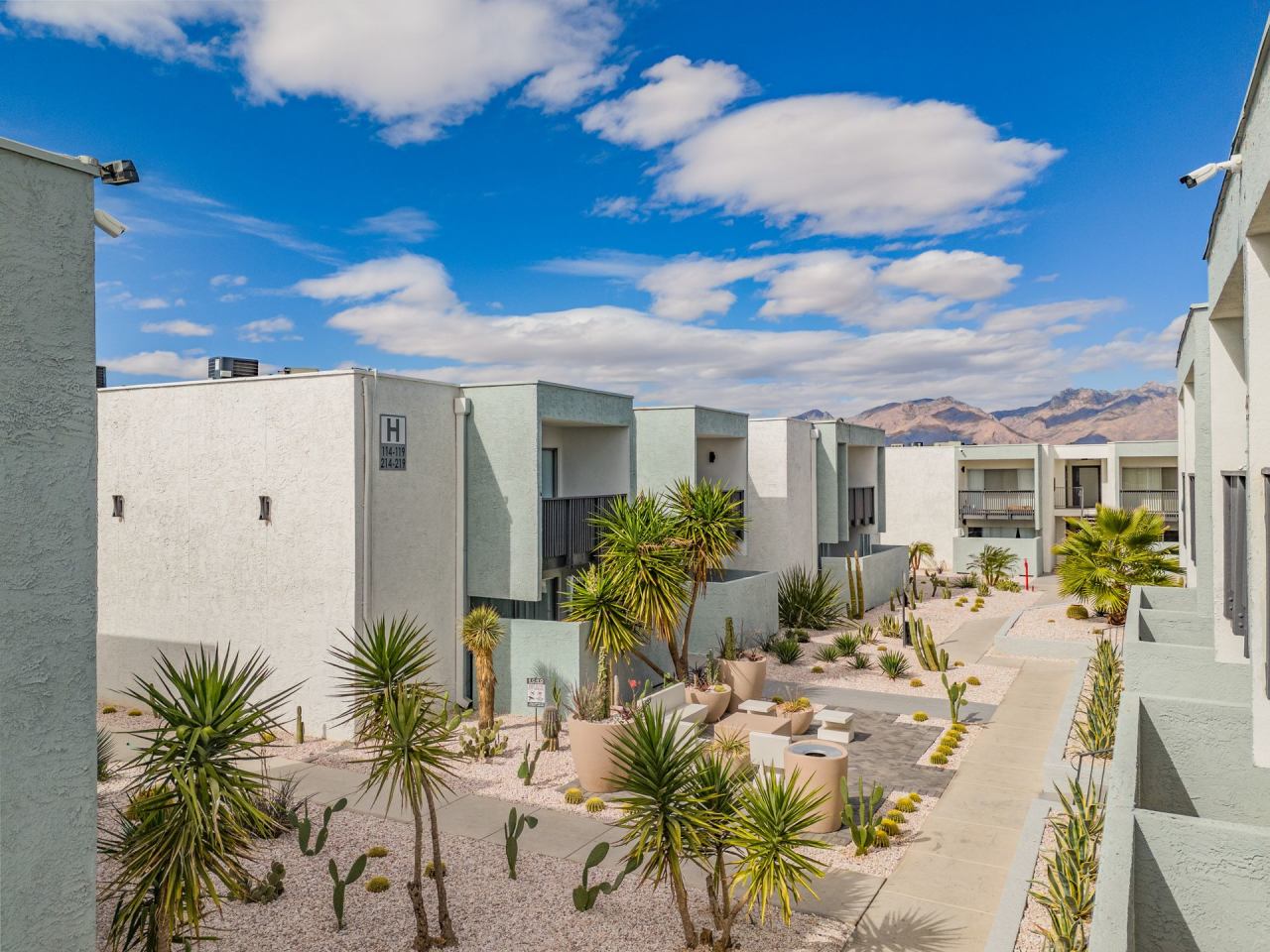 Echo Luxury Apartments Image 139