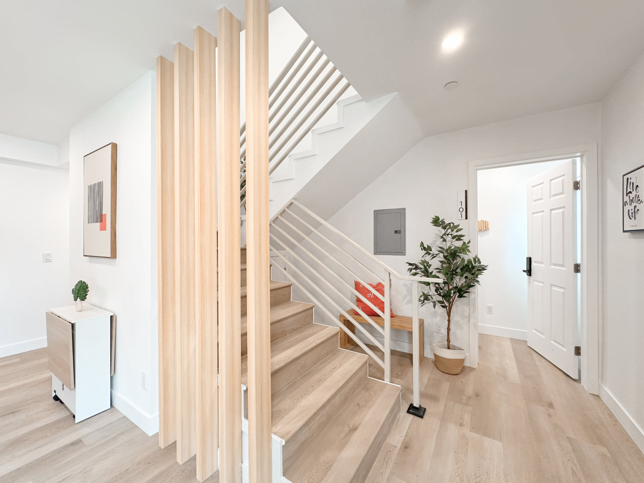 1258 W 37th Drive - Co-Living Image 3