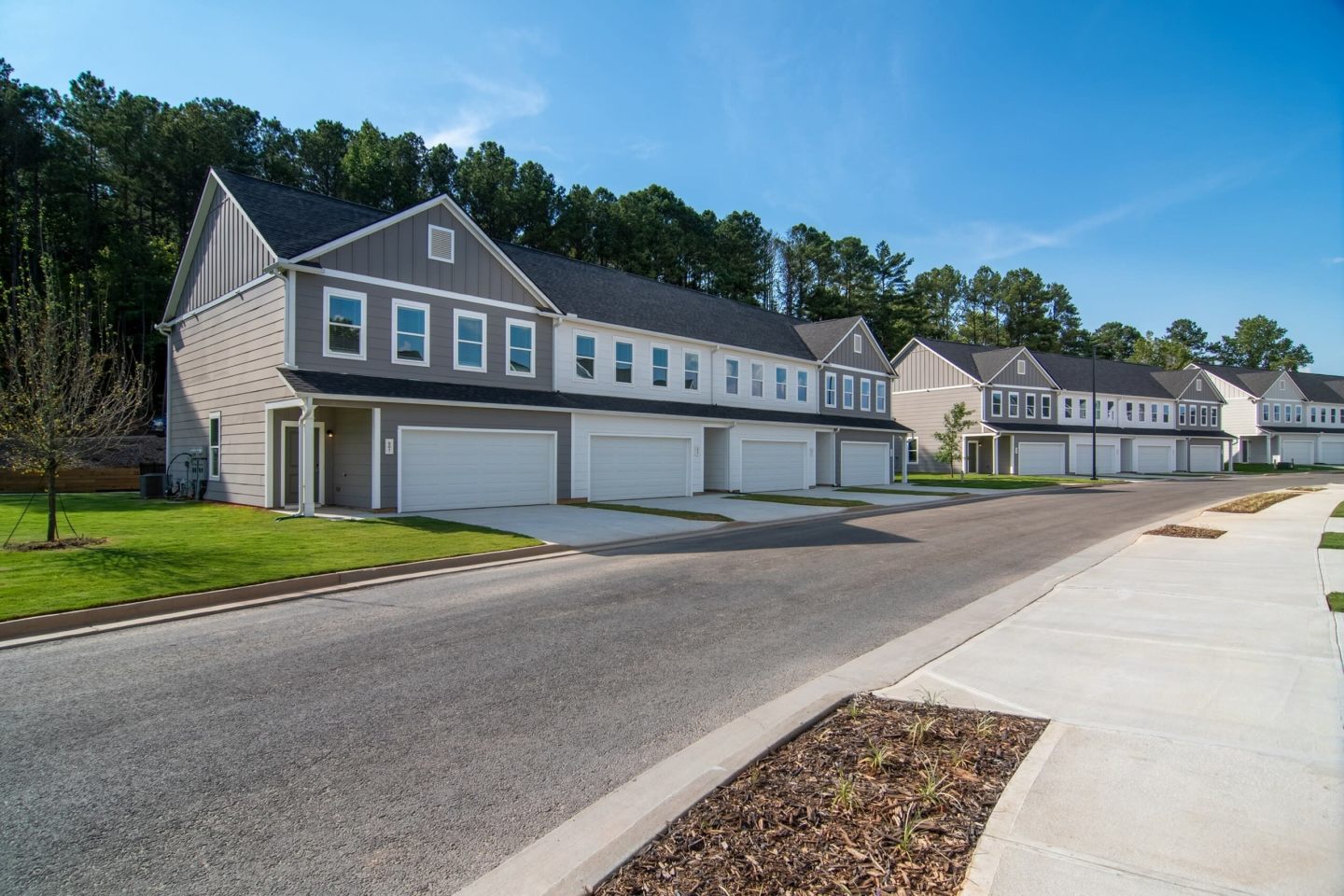 Summerwell Parkway Village Image 7