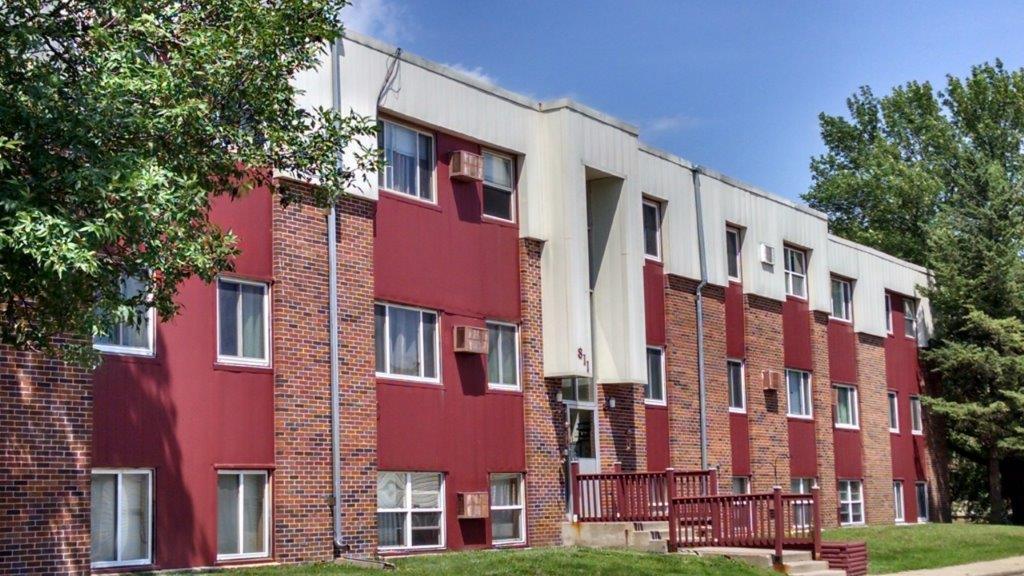 Eighth Street Apartments Image 1