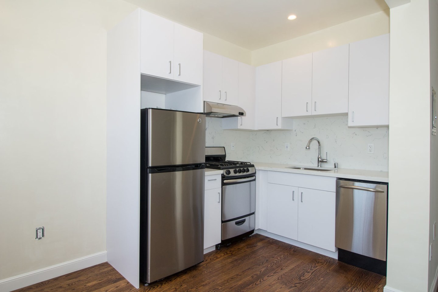 140 DUBOCE Image 2