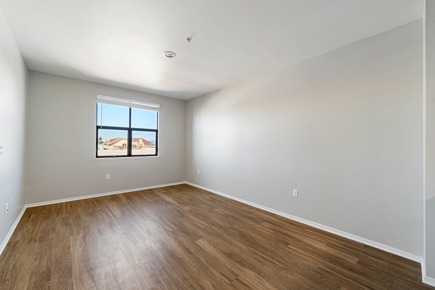 K Street Flats - Student Housing Image 70