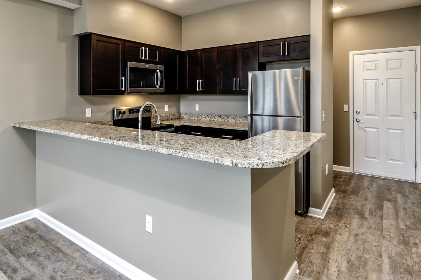 The Apartments at Lux 96 Image 67