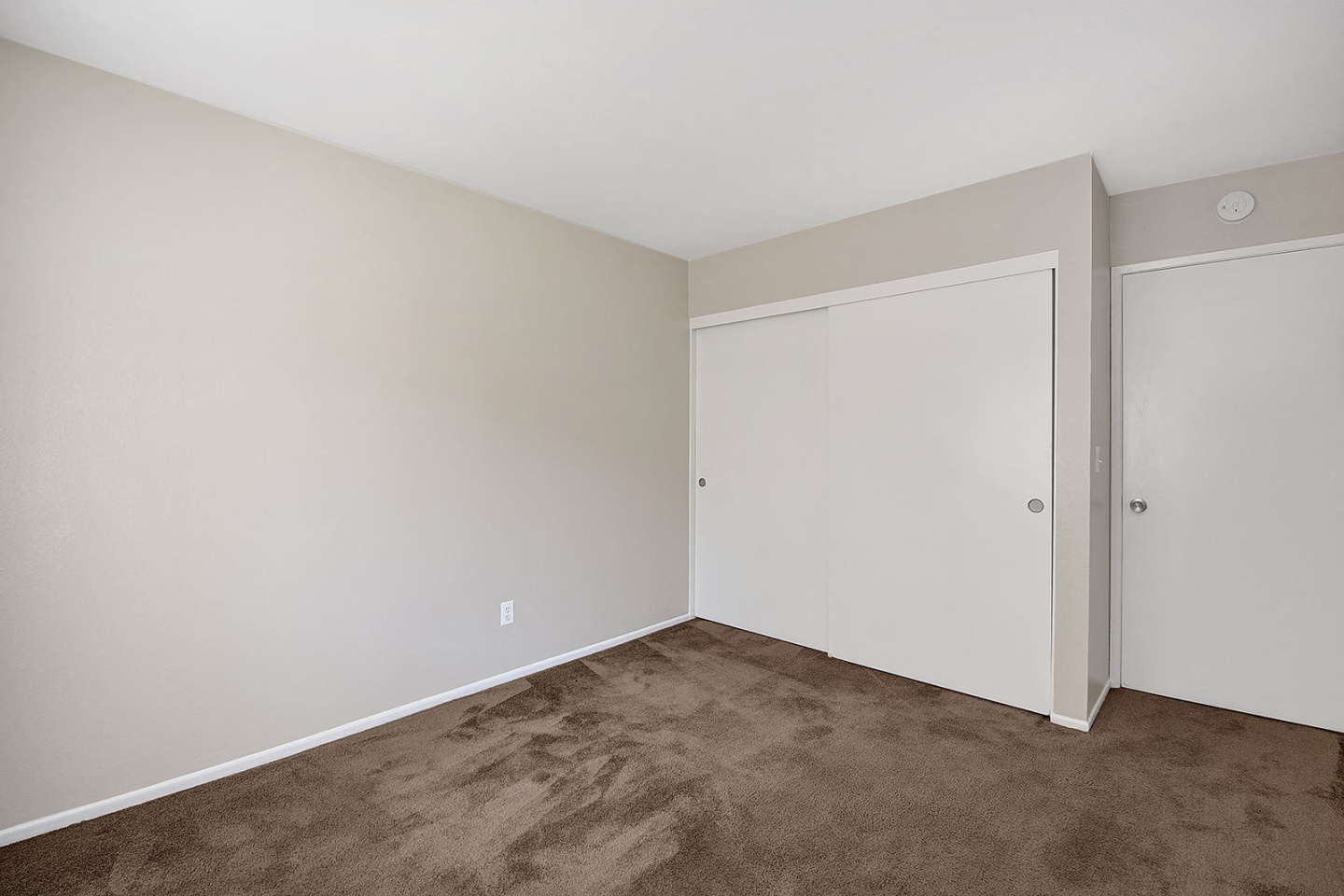 Pine Meadows Apartments Image 1