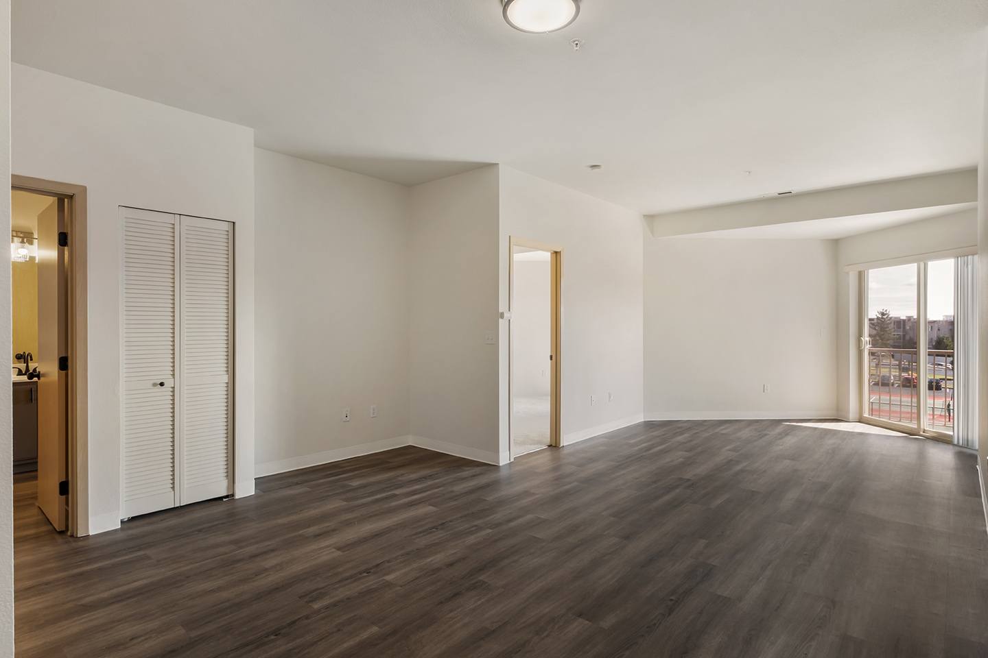 Shoreline Village Apartment Homes Image 46