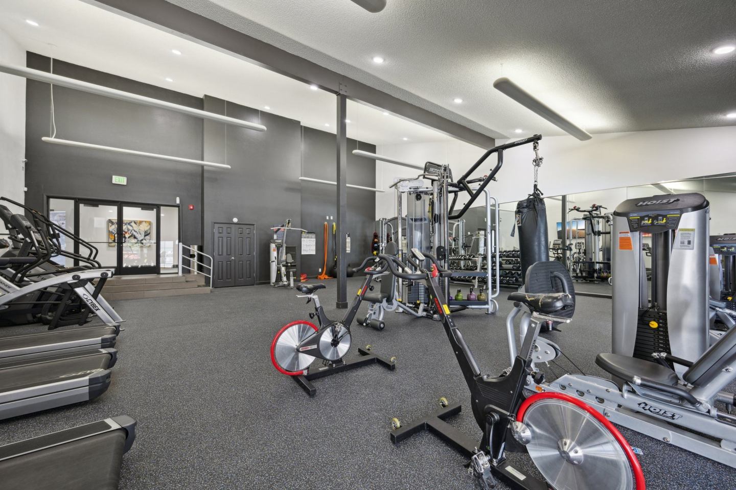 3300 Tamarac Image 12