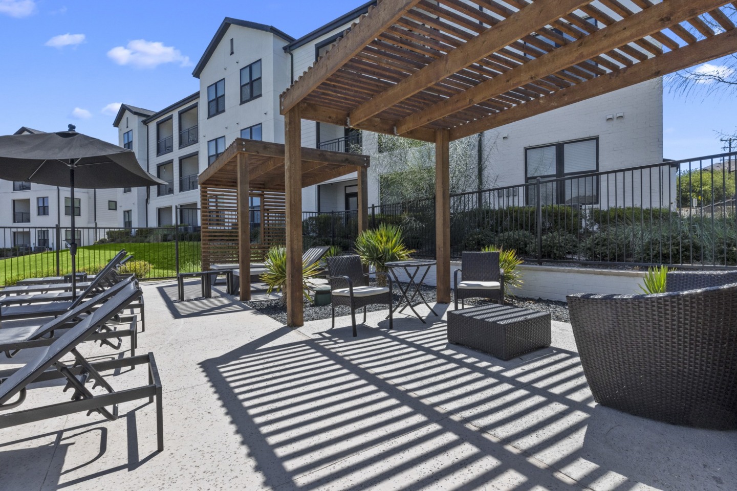 Birwood Heights Image 40