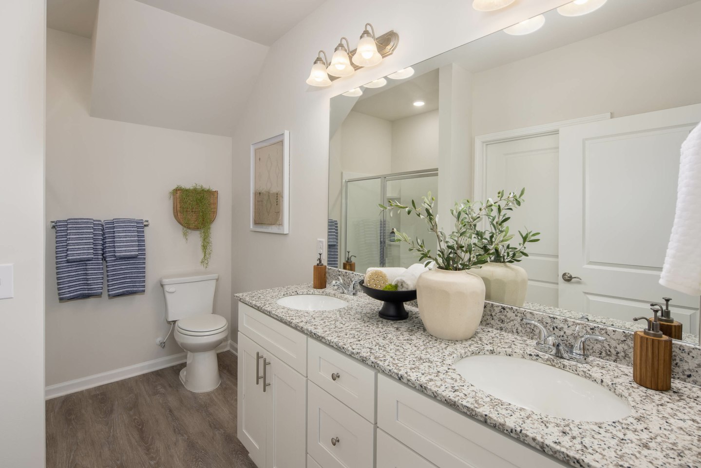 The Cottages at Southampton - Homes for Rent Image 19