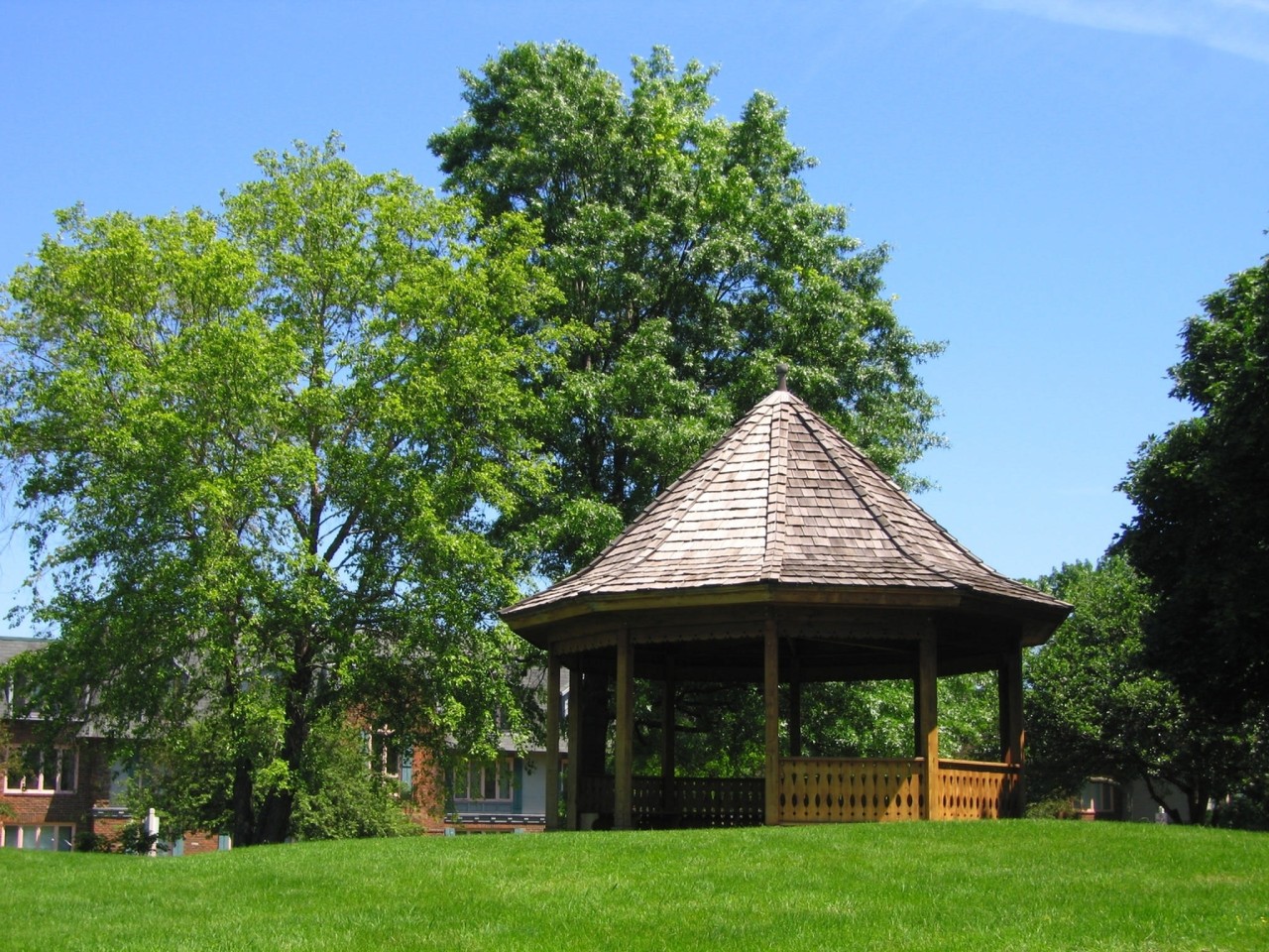 International Village Image 38