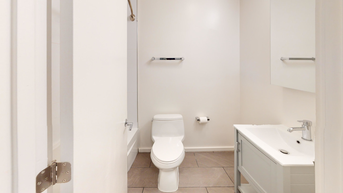 755 Green Street Image 10