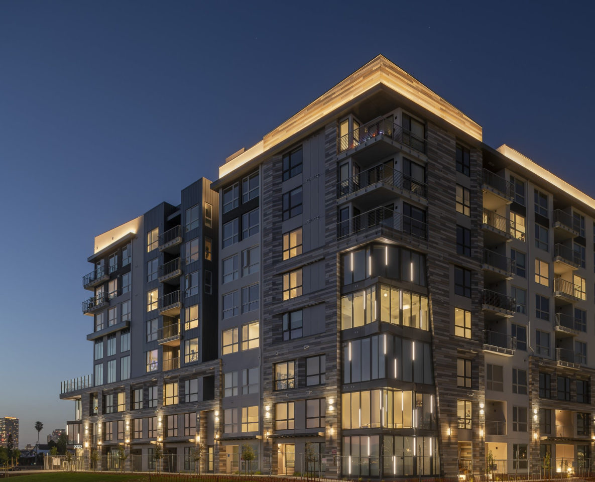 Portico Oakland Waterfront Image 3
