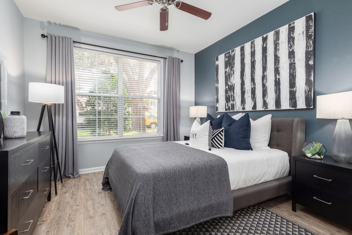 Luxe at 1820 Image 12