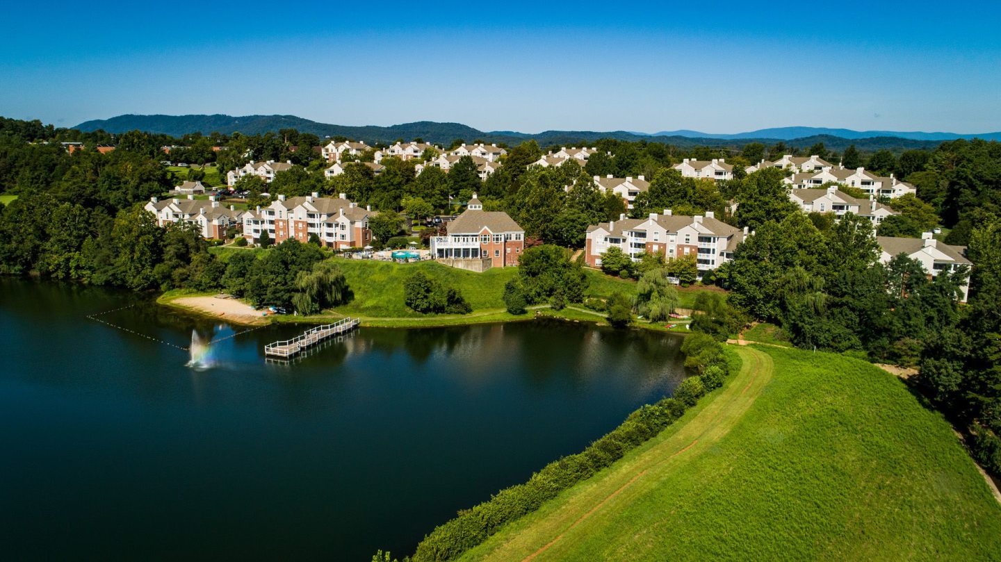 Lakeside Image 7