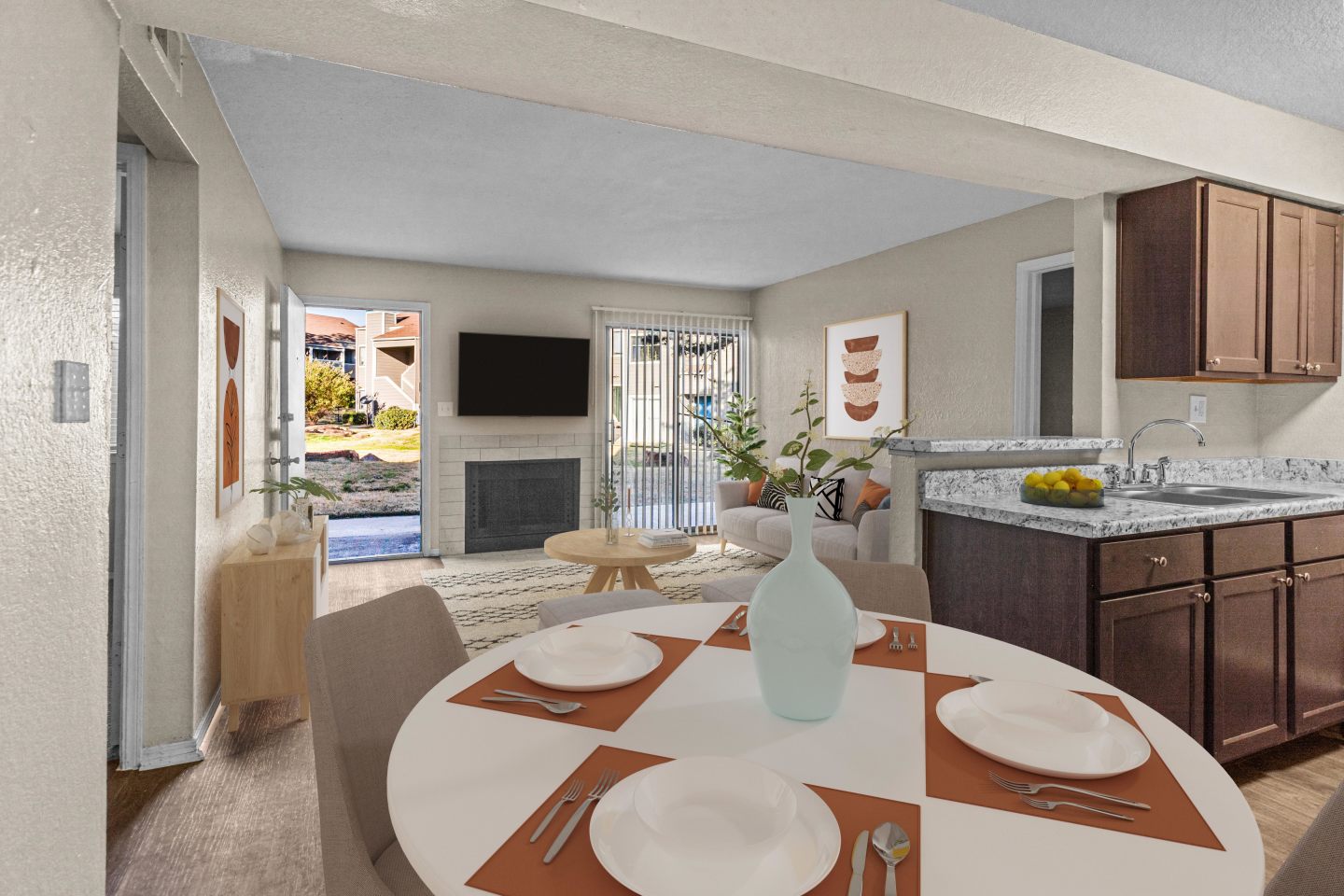 Silver Springs Apartments Image 2
