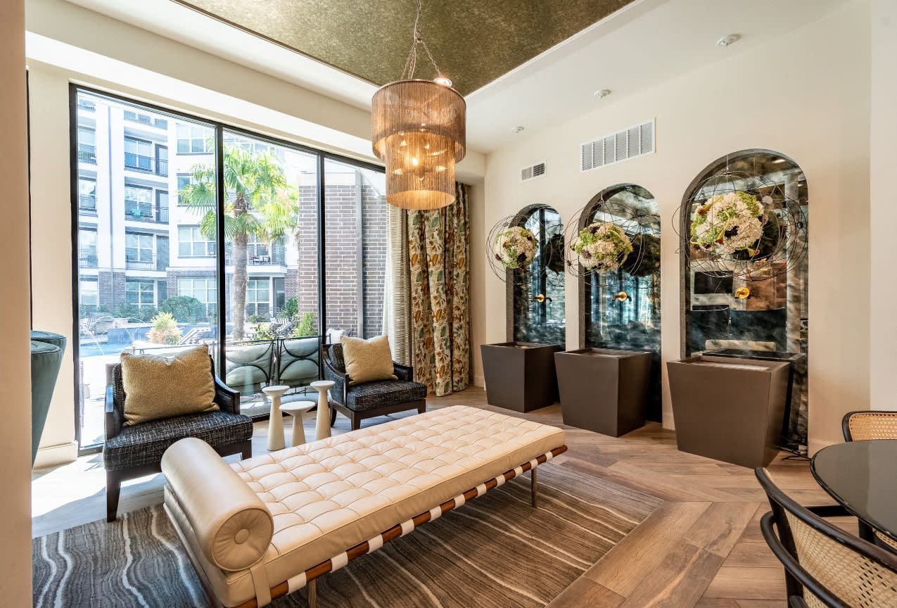 Luxia Swiss Avenue Image 33