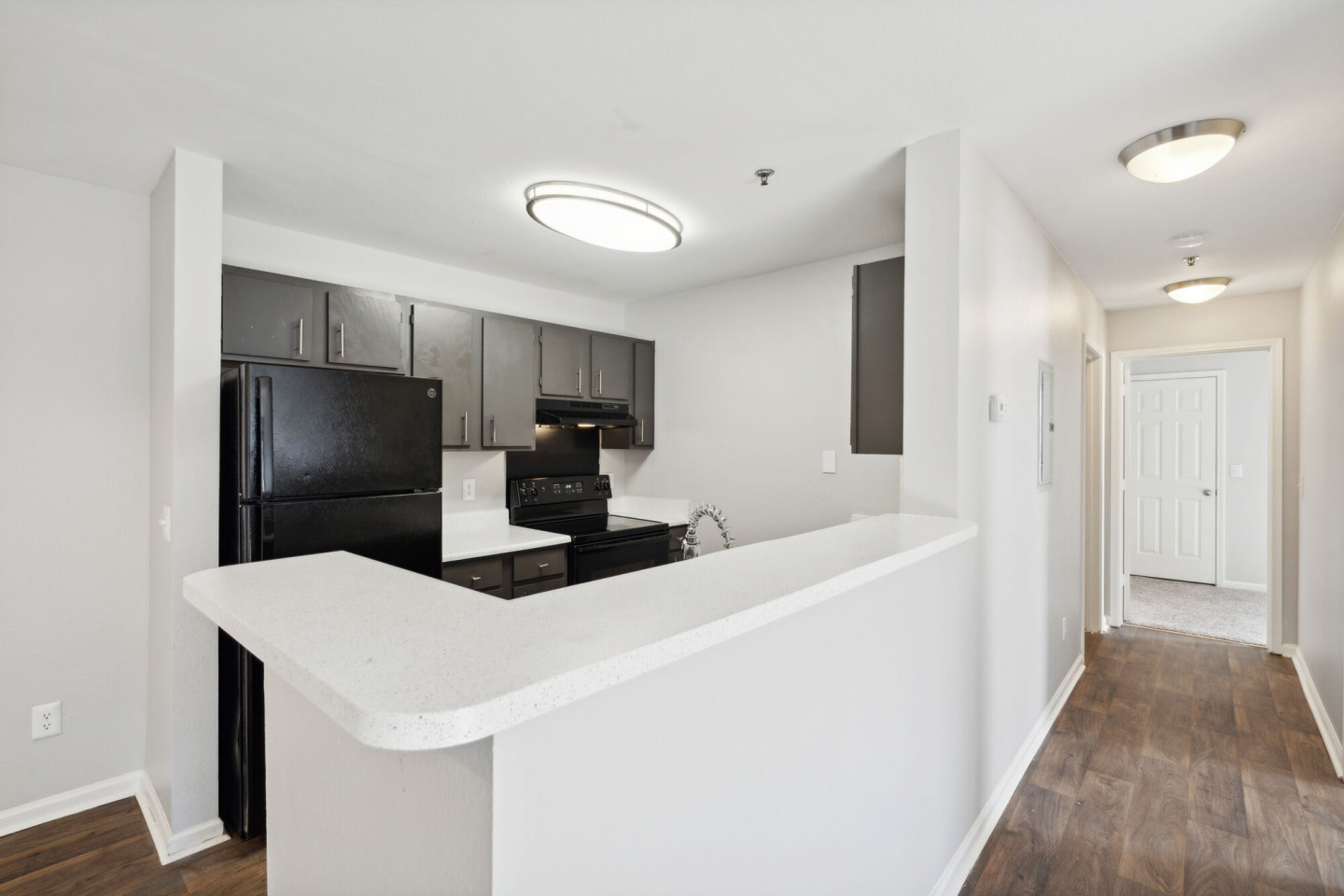18 Thirty Apartments Image 7