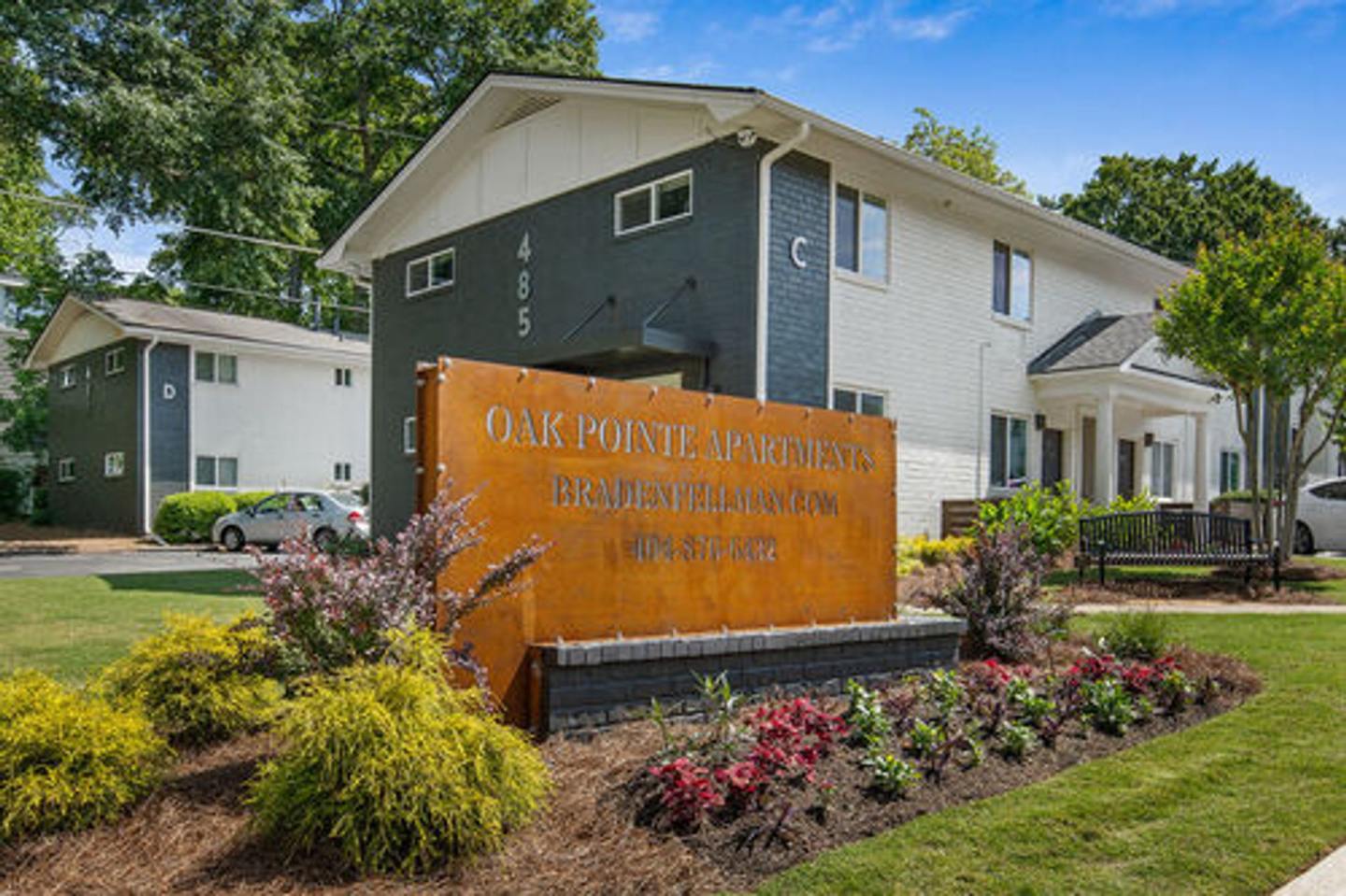 Oak Pointe Image 9