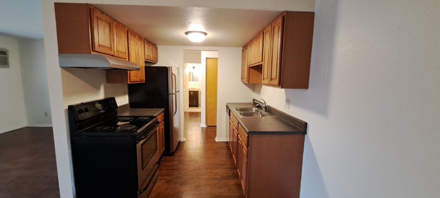 Beard Ave Apartments Image 5